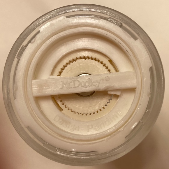 Mr. Dudley acrylic salt mill - Picture 4 of 4